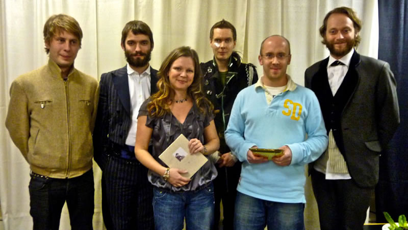 Sigur Rós and the winner of the Ebay auction, Neil Walker.